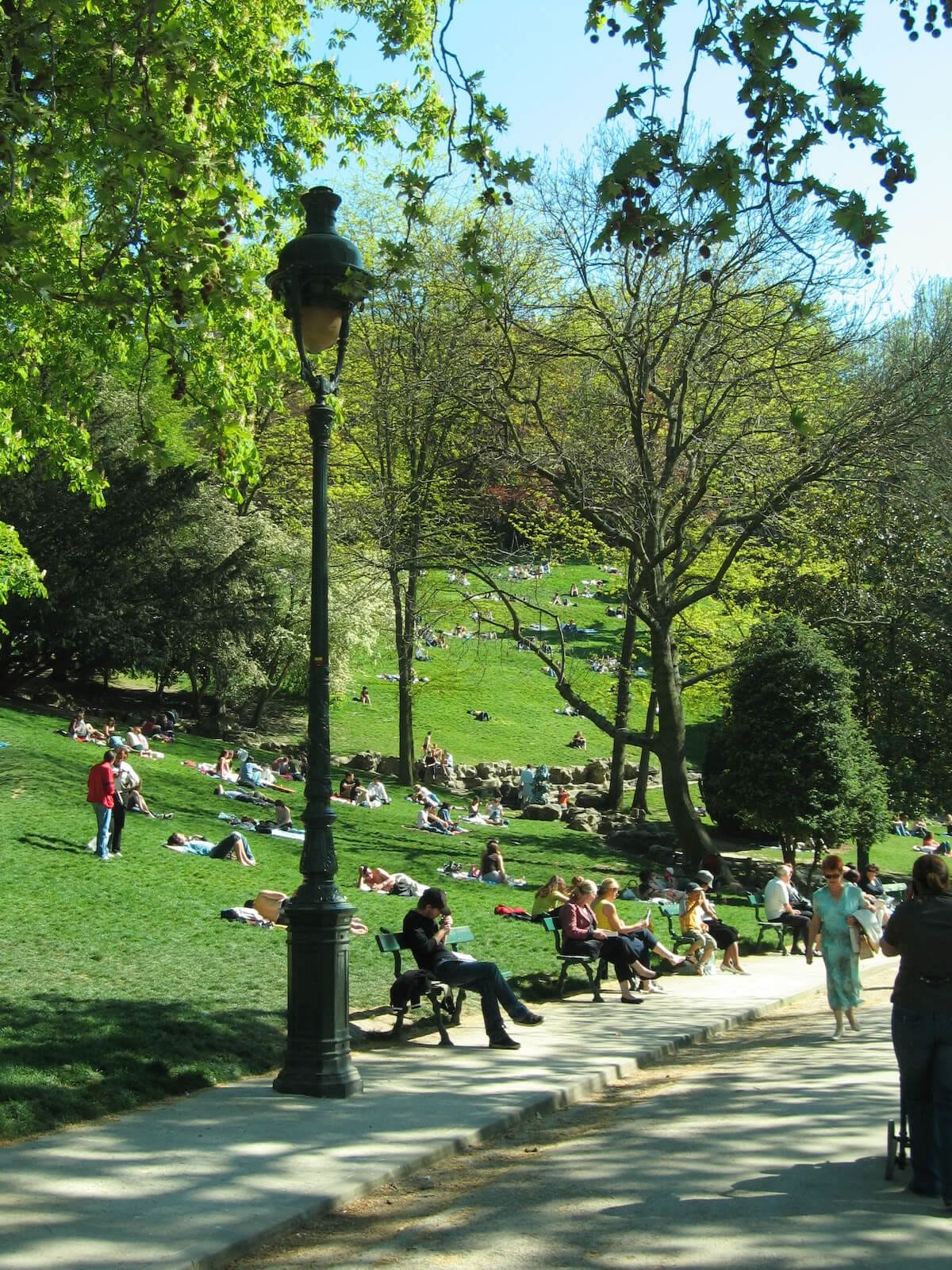 piquenique-paris-buttes_chaumont