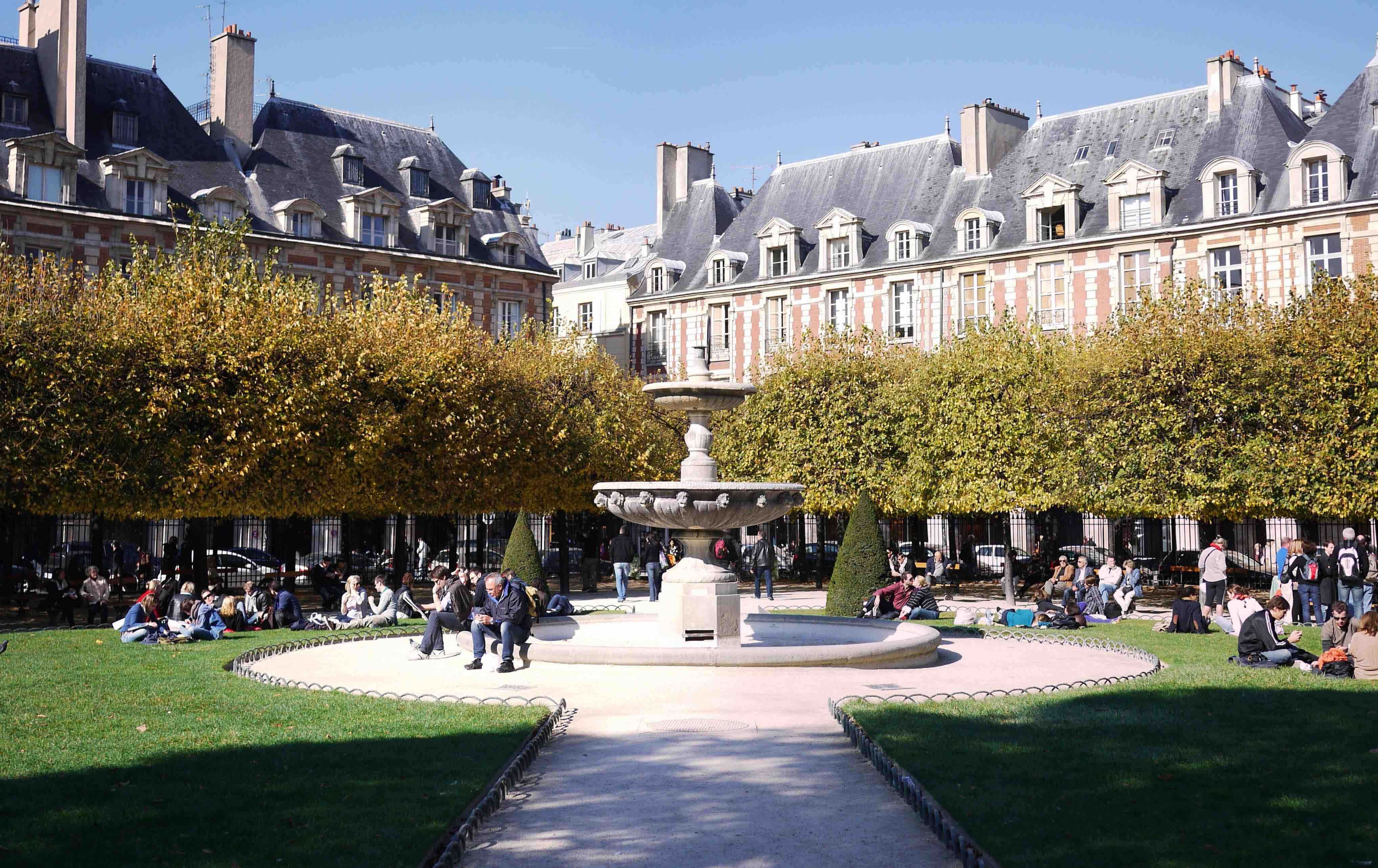 piquenique-paris-places-des-vosges